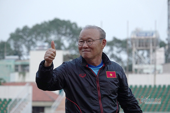 Tuyển Việt Nam “ôm” cả World Cup, AFF Cup: Vì đâu thầy Park tự tin? ảnh 2 Tuyển Việt Nam “ôm” cả World Cup, AFF Cup: Vì đâu thầy Park tự tin? ảnh 2