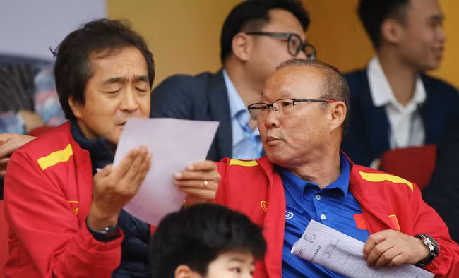 Hé lộ 20 cái tên vào "tầm ngắm" của HLV Park Hang Seo