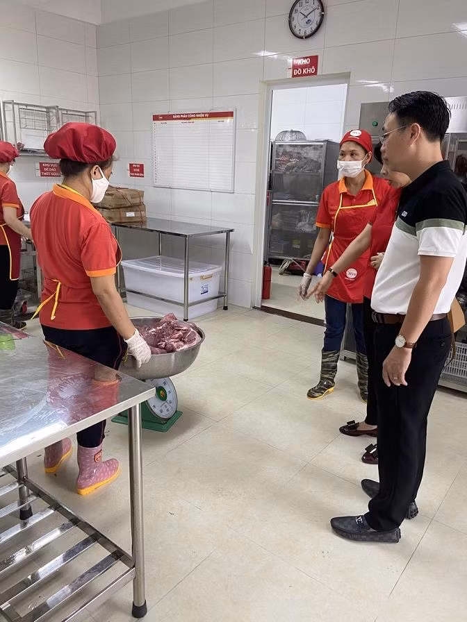 Học sinh Tiểu học Tràng An hào hứng học tập tại ngôi trường mới khang trang, hiện đại ảnh 10