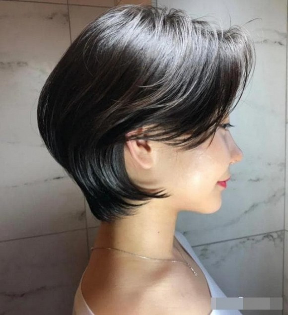 Kiểu tóc bob ngắn đang rần rần hot năm 2020 ảnh 10 Kiểu tóc bob ngắn đang rần rần hot năm 2020 ảnh 10