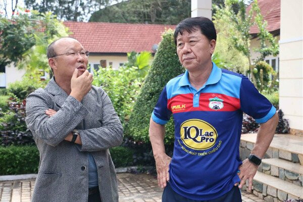 VFF báo tin buồn, không có sự kết hợp trong mơ ở tuyển Việt Nam