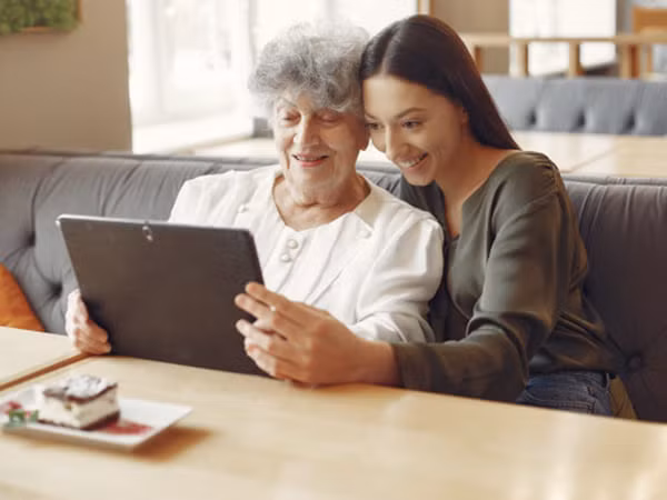 Những điều mẹ chồng không bao giờ nói cho con dâu biết