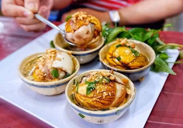 Những "đại kỵ" khi ăn trứng vịt lộn