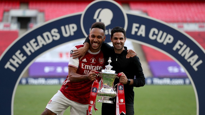 Arteta lập kỳ tích trong lịch sử Arsenal Arteta lập kỳ tích trong lịch sử Arsenal