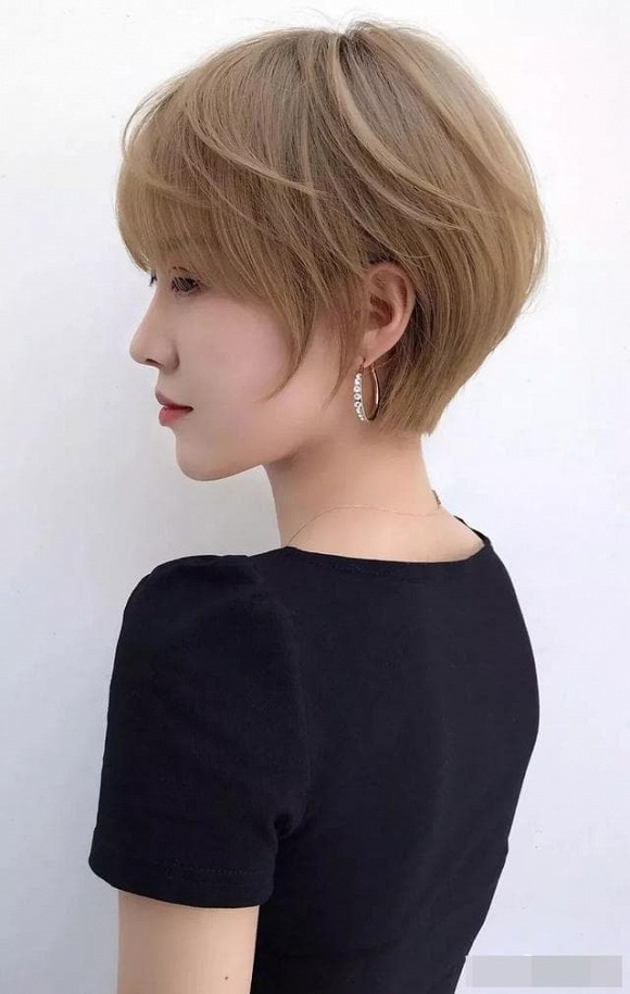 Kiểu tóc bob ngắn đang rần rần hot năm 2020 ảnh 1 Kiểu tóc bob ngắn đang rần rần hot năm 2020 ảnh 1