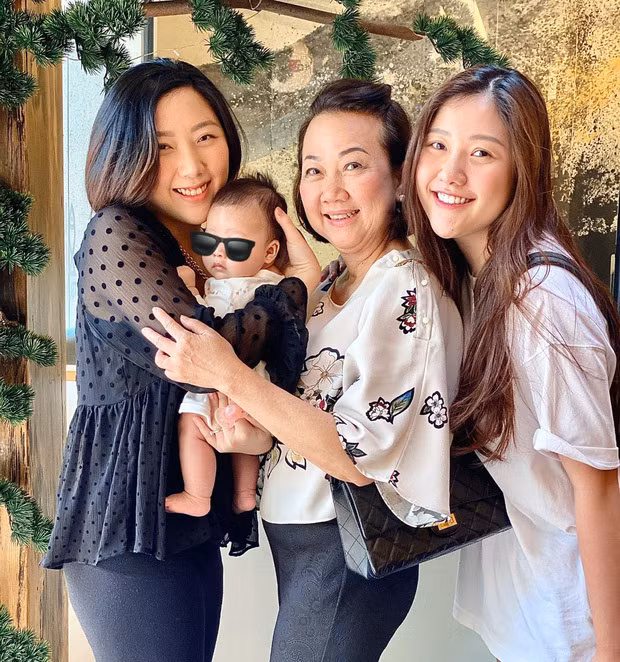 Trấn Thành gây chú ý khi khoe Nhan sắc của mẹ ngày ấy - bây giờ ảnh 4