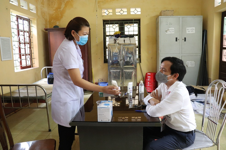 Cục trưởng Mai Văn Trinh kiểm tra công tác coi thi tốt nghiệp THPT tại Hà Nam ảnh 1