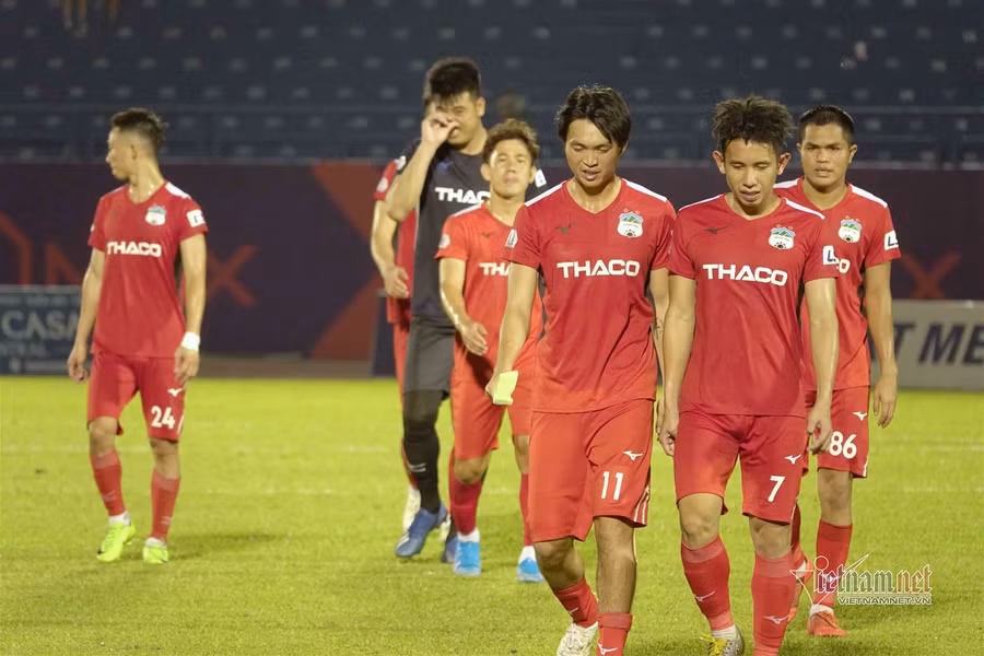 Vì sao quân bầu Đức ngày càng mất "số má" ở tuyển Việt Nam? ảnh 3