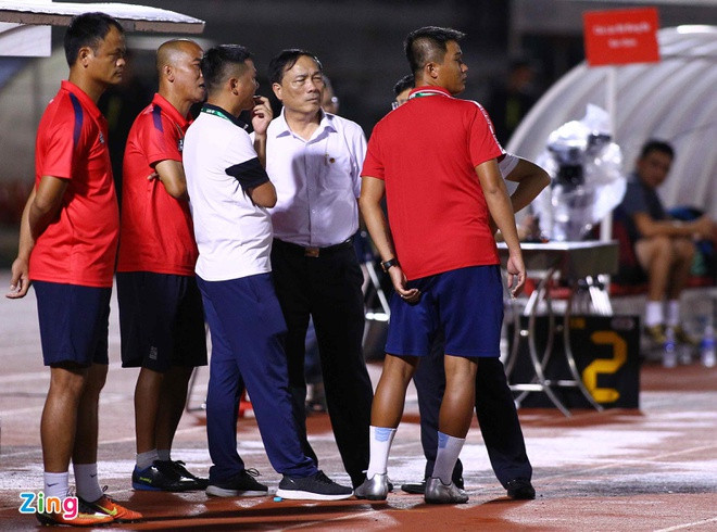 CLB sẽ bị xử phạt thế nào nếu bỏ V.League giữa chừng? ảnh 1 CLB sẽ bị xử phạt thế nào nếu bỏ V.League giữa chừng? ảnh 1