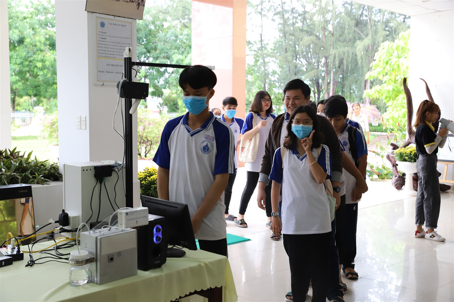 Trải nghiệm làm sinh viên tại đại học giữa lòng đô thị xanh ảnh 2