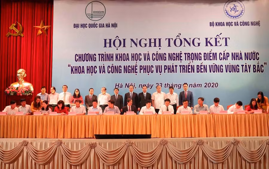 Phát triển vùng Tây Bắc - Cần phát huy nguồn lực con người ảnh 1