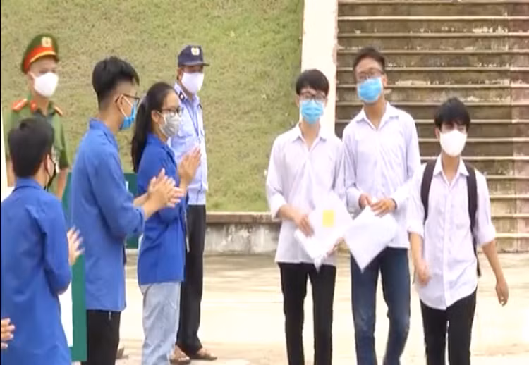 Miền núi Yên Bái nỗ lực tổ chức Kỳ thi đúng quy chế và yêu cầu phòng dịch ảnh 2