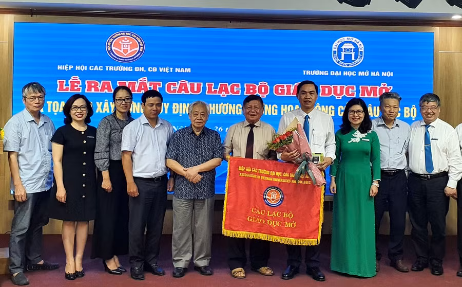 Phát huy lợi thế, nâng cao hiệu quả giáo dục mở và đào tạo từ xa ảnh 2