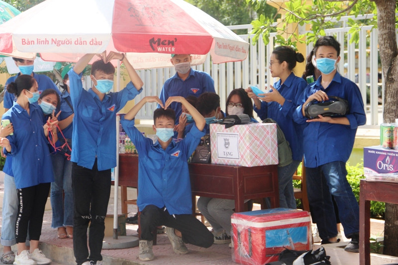 Thanh Hóa: Hơn 100 đội thanh niên tiếp sức mùa thi 2020 ảnh 3