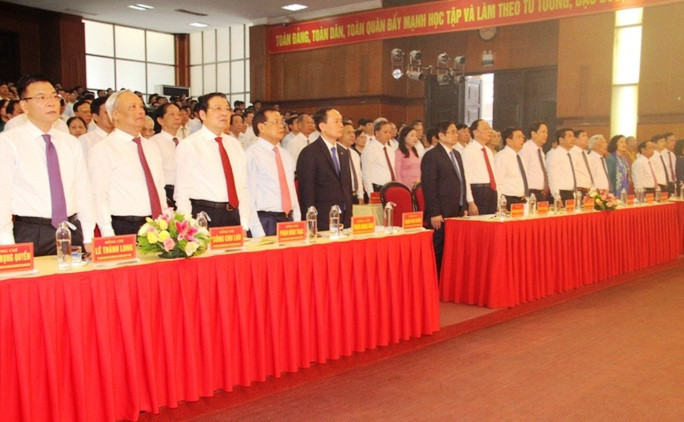 Thanh Hóa: Kỷ niệm 90 năm ngày thành lập Đảng bộ tỉnh ảnh 2 Thanh Hóa: Kỷ niệm 90 năm ngày thành lập Đảng bộ tỉnh ảnh 2