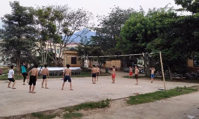 Rầu lòng cảnh xập xệ, xuống cấp ở Làng học sinh Mường Lát (Thanh Hóa) ảnh 1