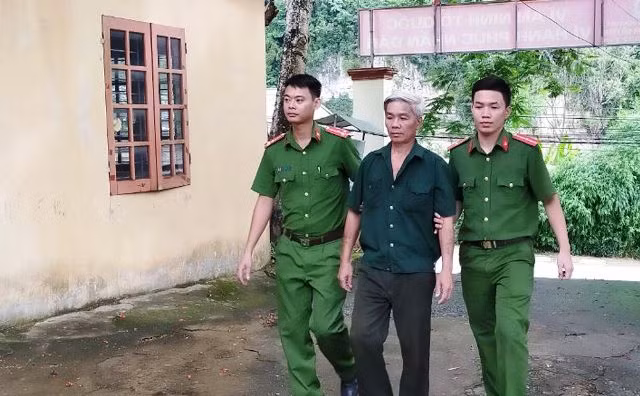 Thanh Hóa: Chế tạo súng tại nhà bán 500 nghìn/ khẩu ảnh 1