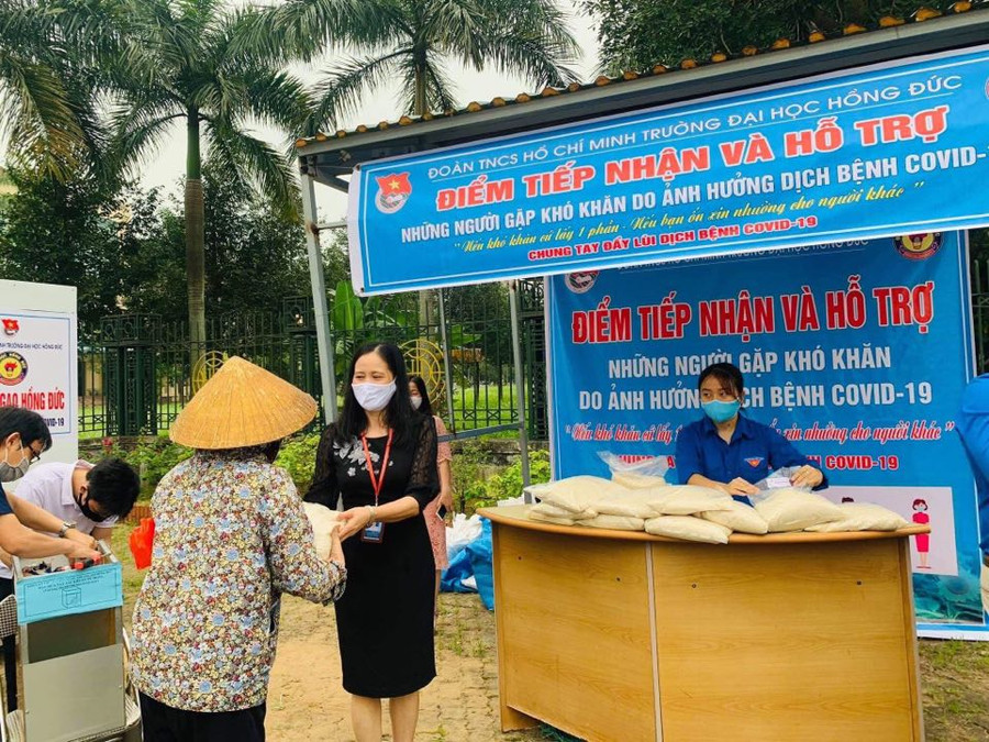 Máy ATM gạo của trường đại học đến với người nghèo Thanh Hóa ảnh 4 Máy ATM gạo của trường đại học đến với người nghèo Thanh Hóa ảnh 4