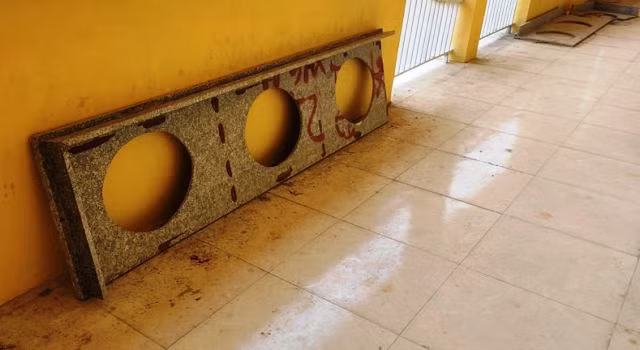 Thanh Hóa: Xây trường tốc độ “rùa bò”, hàng trăm học sinh mầm non phải học cạnh nghĩa trang ảnh 8