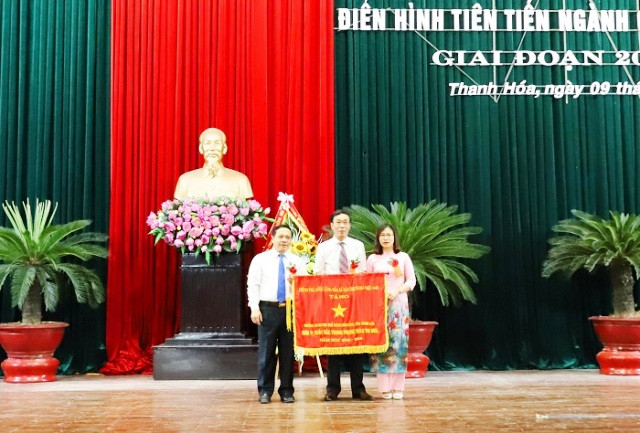 Thanh Hóa: Ngành giáo dục đẩy mạnh phong trào thi đua yêu nước ảnh 2 Thanh Hóa: Ngành giáo dục đẩy mạnh phong trào thi đua yêu nước ảnh 2