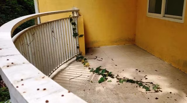 Thanh Hóa: Xây trường tốc độ “rùa bò”, hàng trăm học sinh mầm non phải học cạnh nghĩa trang ảnh 7