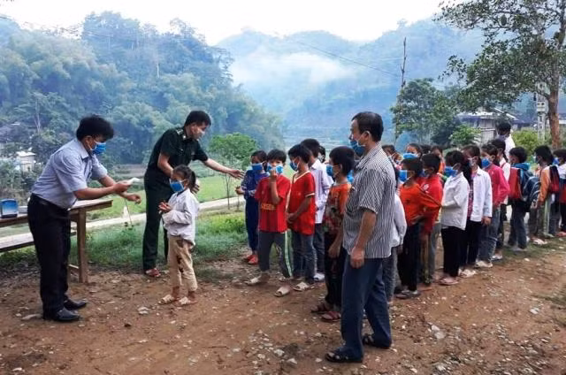 Thanh Hoá: Hơn 530.000 trẻ mầm non, học sinh tiểu học vui trở lại trường ảnh 10