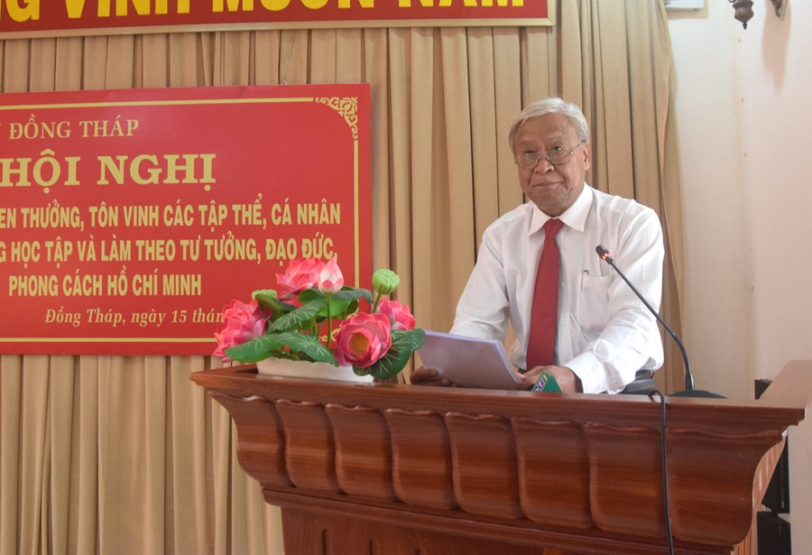 Đồng Tháp tôn vinh tập thể, cá nhân tiêu biểu học tập và làm theo tư tưởng, đạo đức, phong cách Hồ Chí Minh ảnh 1