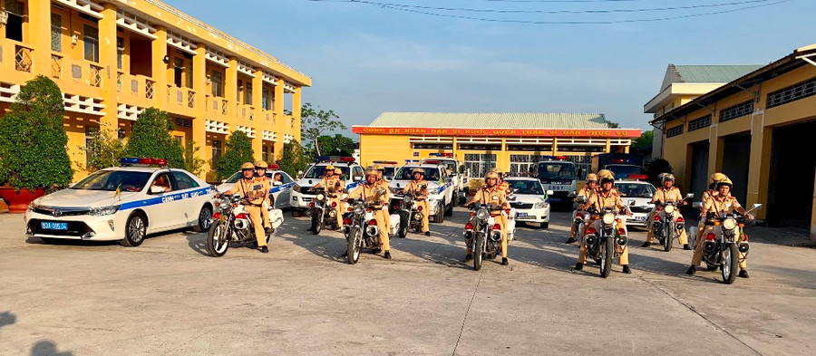 Sóc Trăng ra quân tổng kiểm soát phương tiện giao thông đường bộ