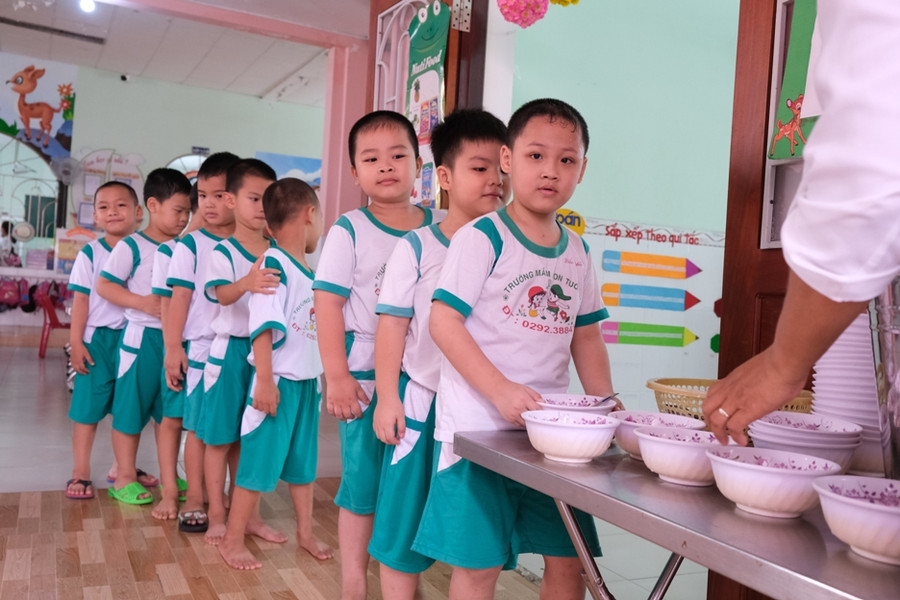 Hình ảnh bé lớp Lá đáng yêu ngày trở lại trường ảnh 13 Hình ảnh bé lớp Lá đáng yêu ngày trở lại trường ảnh 13