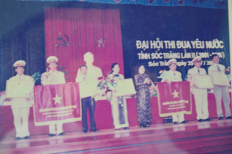 Người con gái Anh hùng đất Ngã Năm ảnh 2