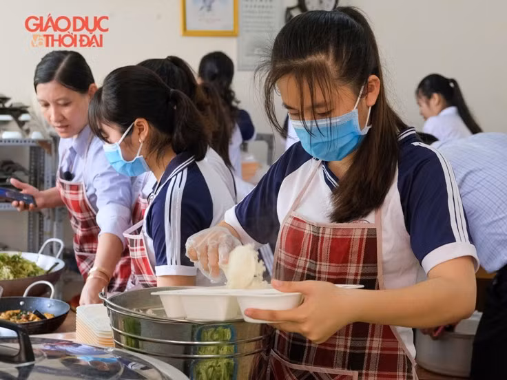 Cần Thơ: Bữa cơm ấm lòng những ngày ôn thi ảnh 10