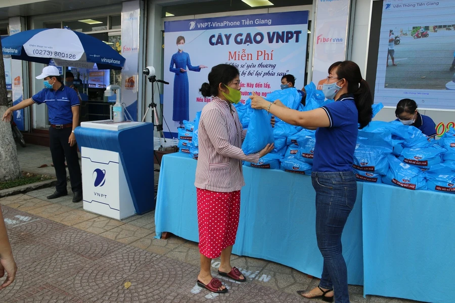 Tiền Giang: ATM thực phẩm kết nối yêu thương mùa dịch Covid-19