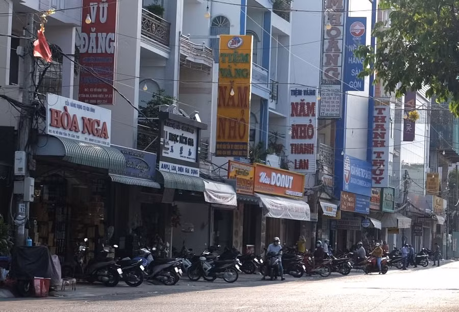 Cần Thơ: Người dân chủ quan những ngày cuối cách ly xã hội ảnh 2