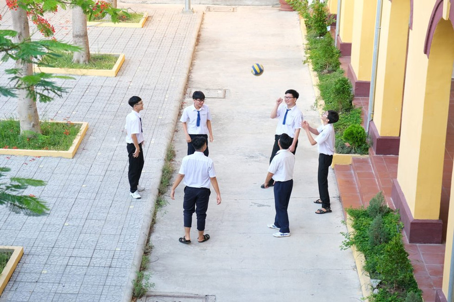 Bắt nhịp dạy, học ngay khi trở lại lớp ảnh 2 Bắt nhịp dạy, học ngay khi trở lại lớp ảnh 2
