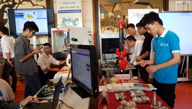 Việt Nam cần phát triển nền giáo dục nghề nghiệp số ảnh 1