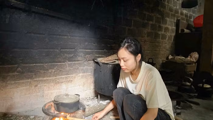 Em Phạm Thị Như Quỳnh, ở bản Pu, xã Trung Thành (Thanh Hóa).