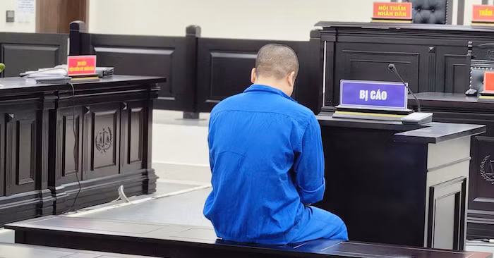 Bị cáo Lê Văn Tuyên tại buổi xét xử.