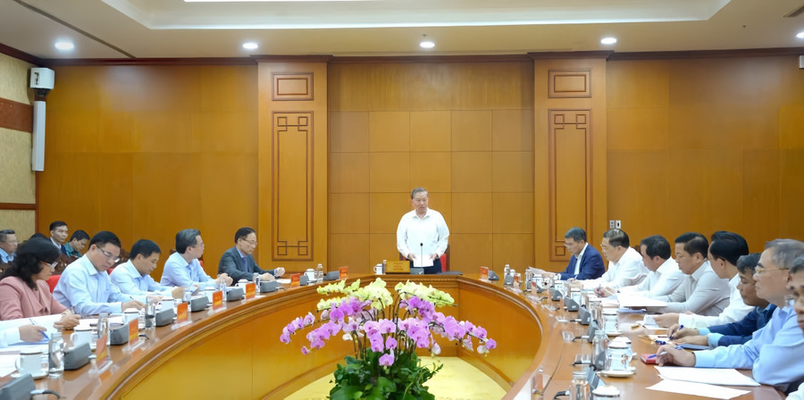 Toàn cảnh buổi làm việc của Tổng Bí thư Tô Lâm với Bộ Công Thương.