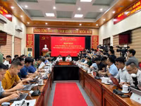 Quang cảnh buổi họp báo.