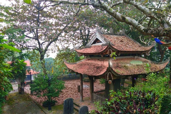 Nhà bia chùa Đọi Sơn – nơi đặt bia tháp Sùng Thiện Diên Linh do vua Lý Nhân Tông chỉ đạo tạo tác.