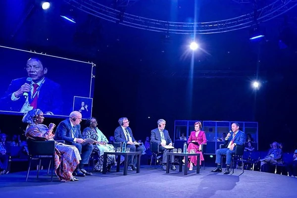 Việt Nam đề xuất triển khai "Thập kỷ quốc tế về văn hóa vì sự phát triển bền vững" tại Hội nghị Thế giới về Chính sách văn hóa và phát triển bền vững - Ảnh: Bộ VHTT&DL.