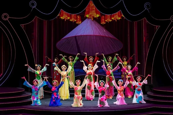 Lễ khai mạc liên hoan sẽ diễn ra tại Nhà hát Phạm Thị Trân (Ninh Bình) vào 20h ngày 20/11; bế mạc và trao giải thưởng vào lúc 20h ngày 30/11. (Ảnh minh hoạ)