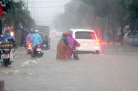 Quảng Bình: Nước lũ đã chia cắt hai huyện miền núi ảnh 7