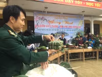 Xuân Biên phòng - Ấm lòng dân biên giới ảnh 2 Xuân Biên phòng - Ấm lòng dân biên giới ảnh 2