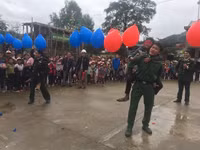 Xuân Biên phòng - Ấm lòng dân biên giới ảnh 5 Xuân Biên phòng - Ấm lòng dân biên giới ảnh 5