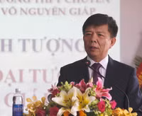 Khánh thành tượng đài Đại tướng tại Trường THPT chuyên Võ Nguyên Giáp Quảng Bình ảnh 1 Khánh thành tượng đài Đại tướng tại Trường THPT chuyên Võ Nguyên Giáp Quảng Bình ảnh 1