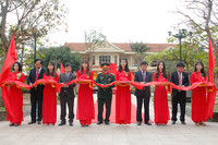 Khánh thành tượng đài Đại tướng tại Trường THPT chuyên Võ Nguyên Giáp Quảng Bình ảnh 2 Khánh thành tượng đài Đại tướng tại Trường THPT chuyên Võ Nguyên Giáp Quảng Bình ảnh 2