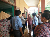 Quảng Bình: Lãnh đạo Sở GD&ĐT thăm và chia sẻ cùng các trường bị ngập lụt ảnh 1 Quảng Bình: Lãnh đạo Sở GD&ĐT thăm và chia sẻ cùng các trường bị ngập lụt ảnh 1