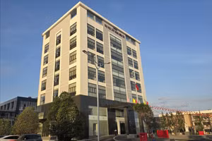 Trường ĐH Xây dựng miền Tây.