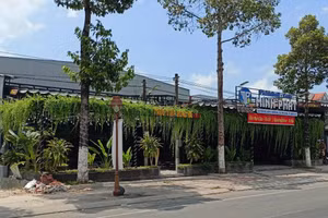Công trình vi phạm của bà H. bị UBND phường Bạc Liêu xử phạt.